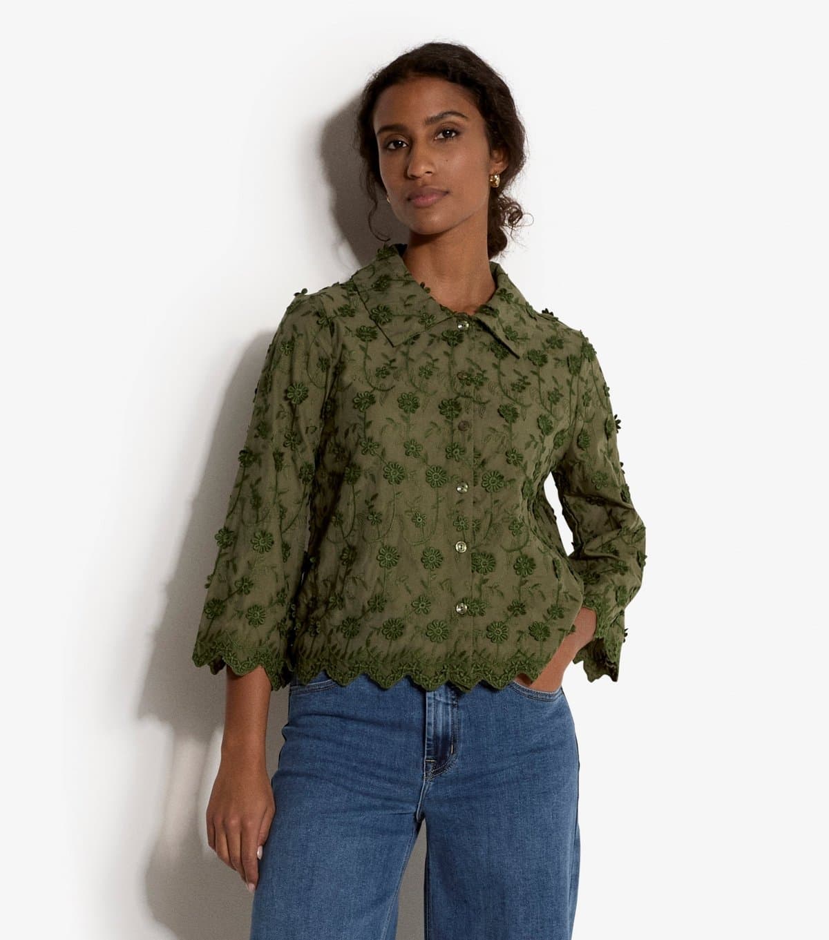 Apricot Women's Dark Khaki Applique Flowers Cropped Shirt Apricot New Look