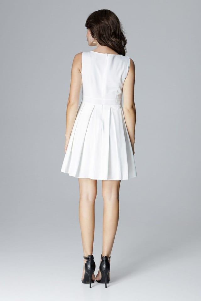 Love Lace Love Lace Women's Sleeveless Cocktail Dress Low Neck Folds Waist in White - 2