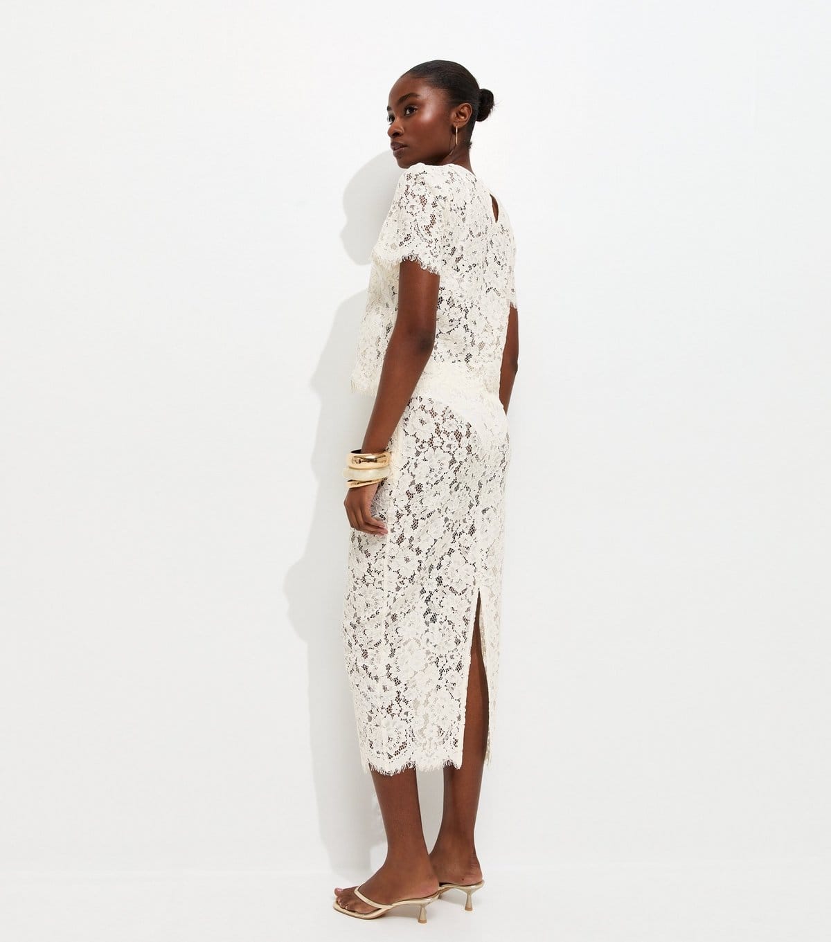 New Look Women's Off White Lace Midi Skirt New Look - 4
