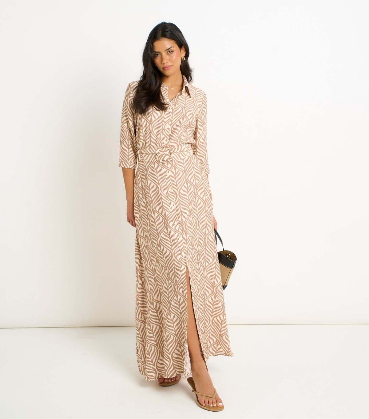 Gini London Women's Cream Leaf Pattern Shirt Maxi Dress Gini London New Look