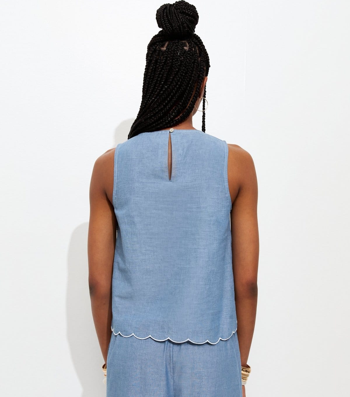 New Look Women's Tall Blue Embroidered Scalloped Hem Top New Look - 4