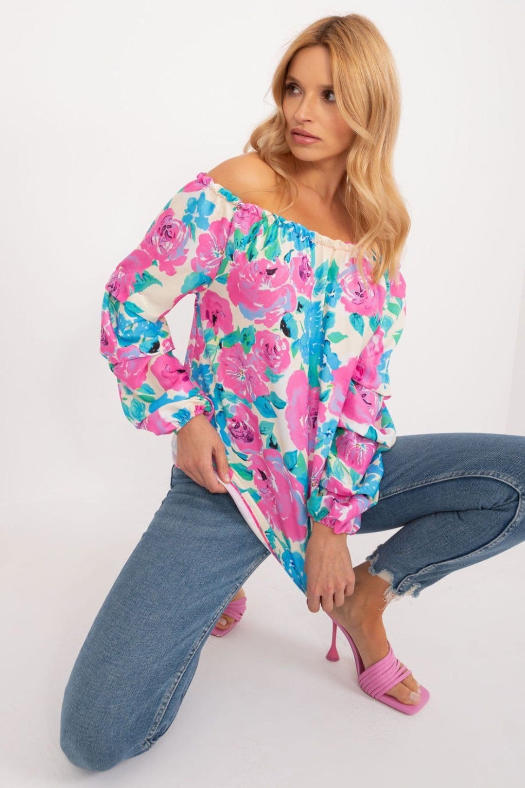 Love Lace Floral Polyester Blouse in Blue