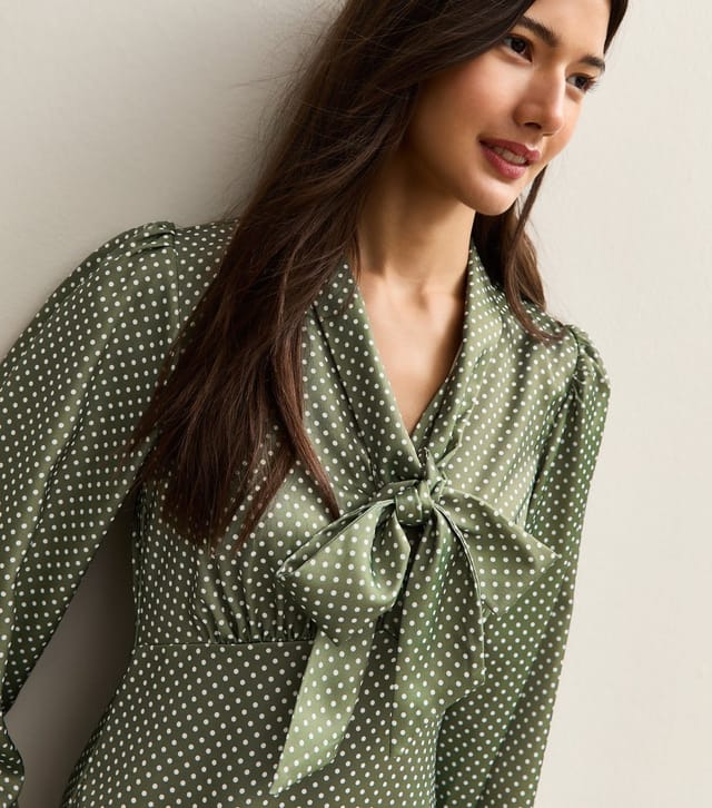 New Look Women's Green Polka Dot Pussybow Neck Satin Mini Dress New Look - 3