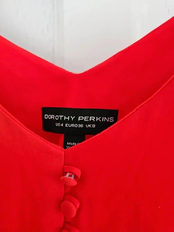 Dorothy Perkins Dorothy perkins size uk 8 red cami top spaghetti straps front buttons