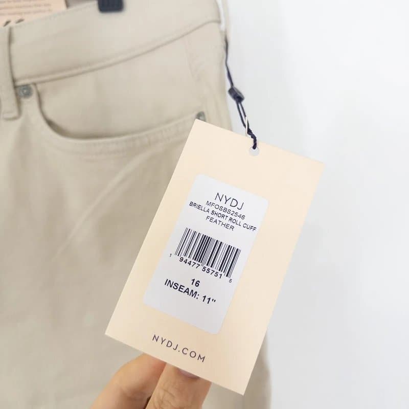 NYDJ Nydj Briella Denim Shorts Feather Beige Size 20 US 16 NEW Roll Cuff RRP £79.95