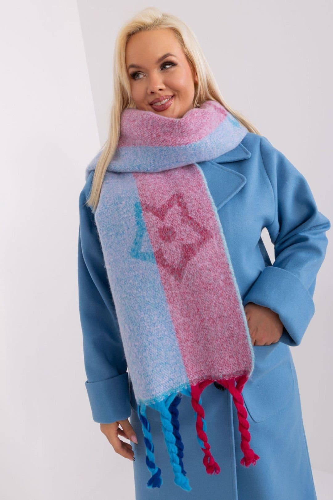 Love Lace Love Lace Women's Long Multicolor Polyester Scarf with Striped Tassels Winter