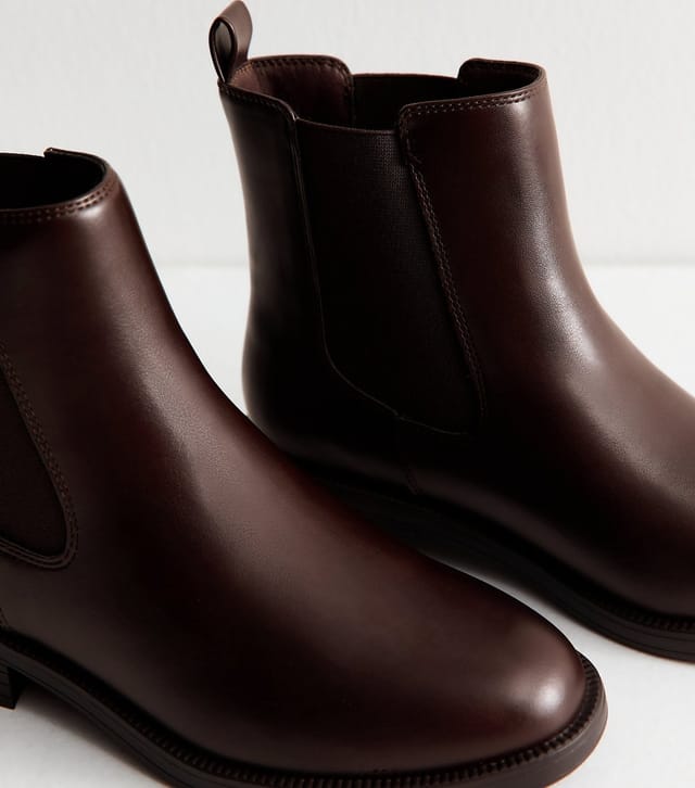 New Look Women's Wide Fit Brown Faux Leather Chelsea Flat Ankle Boots Vegan New Look - 3
