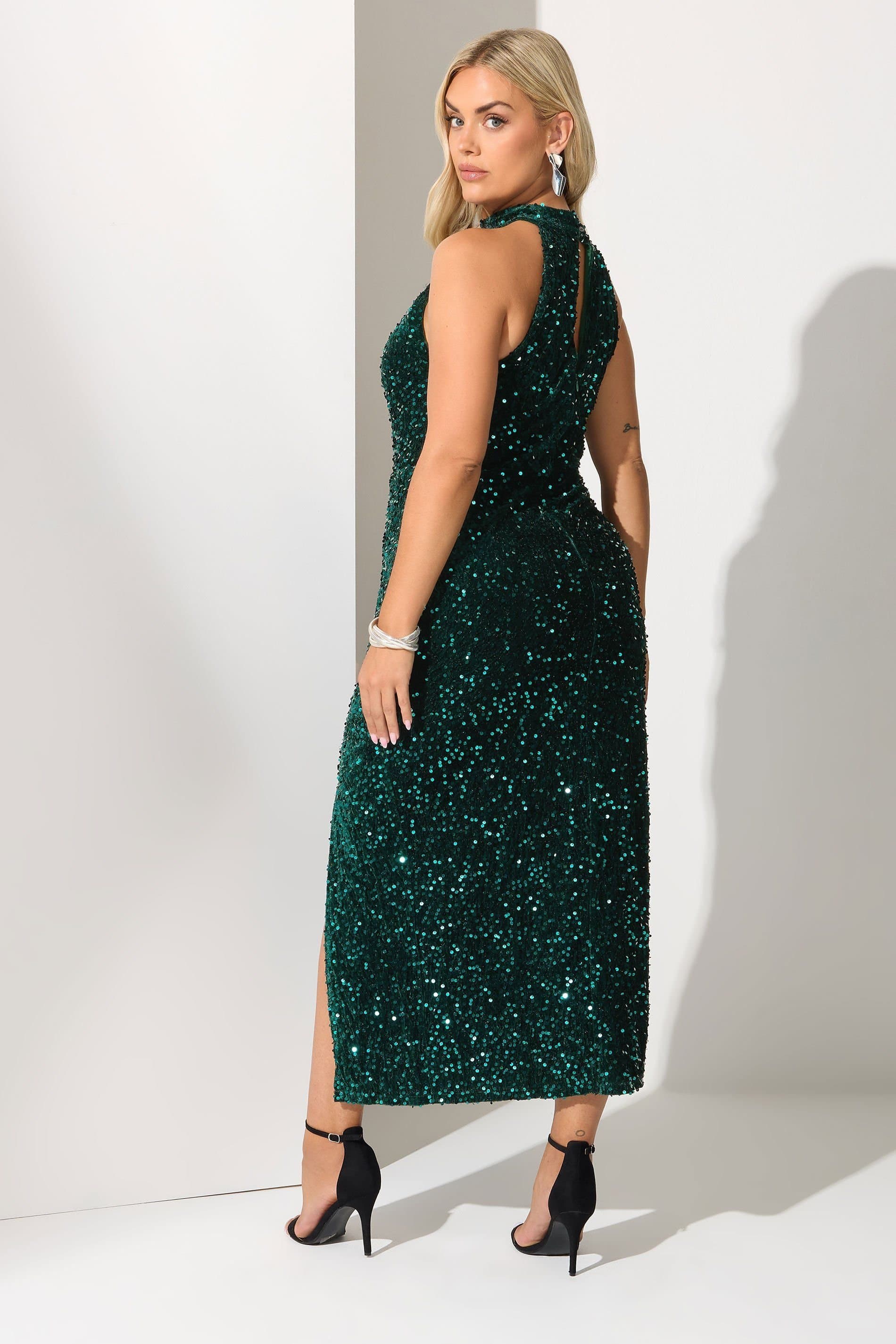 Yours Yours Women's Velvet Sequin Halterneck Maxi Dress in Green