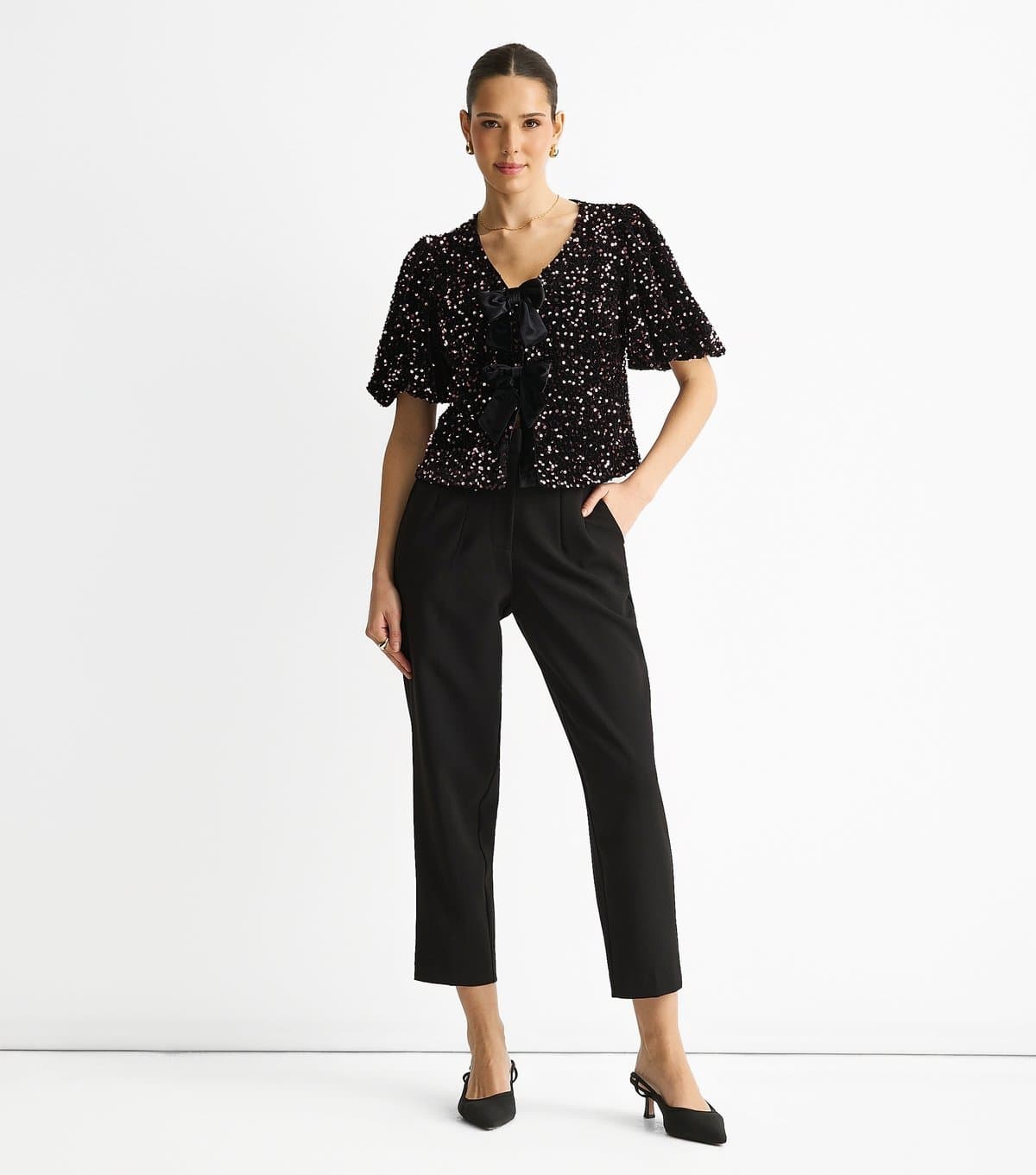 Gini London Women's Petite Black Velvet Sequin Bow Front Top Gini London New Look