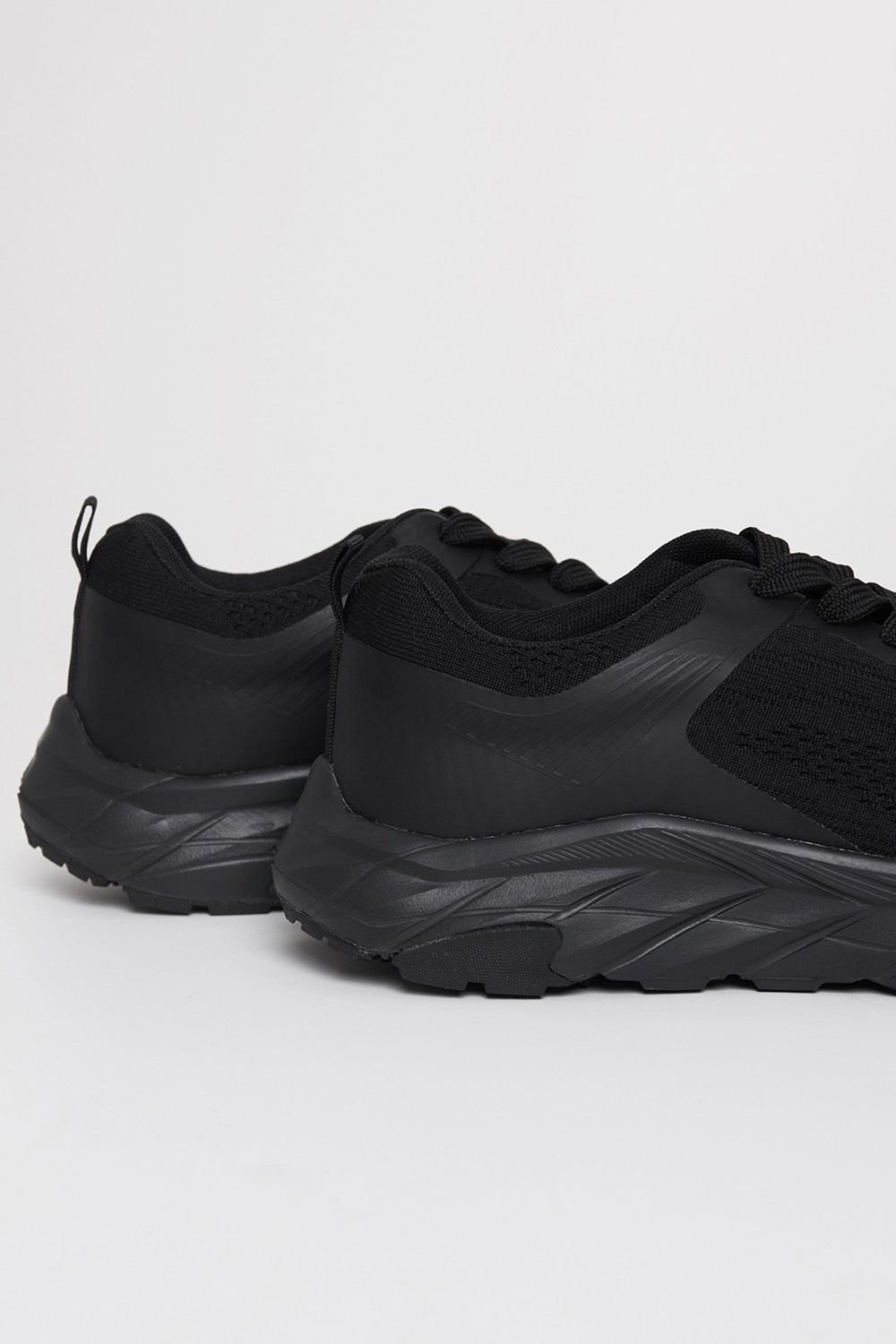 Threadbare Threadbare Men's Textured Slip On Trainers in Black - 4