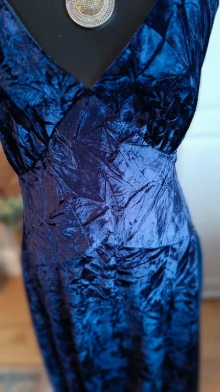 Roman Originals Roman  velvet evening dress