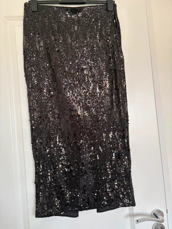 New Look Sequin skirt