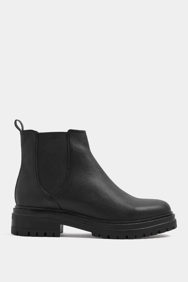 Yours Yours Women's Faux Leather Almond Toe Chelsea Boots In Wide E Fit in Black - 2