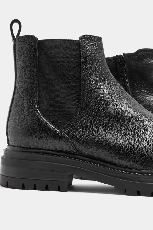 Yours Yours Women's Faux Leather Almond Toe Chelsea Boots In Wide E Fit in Black - 3