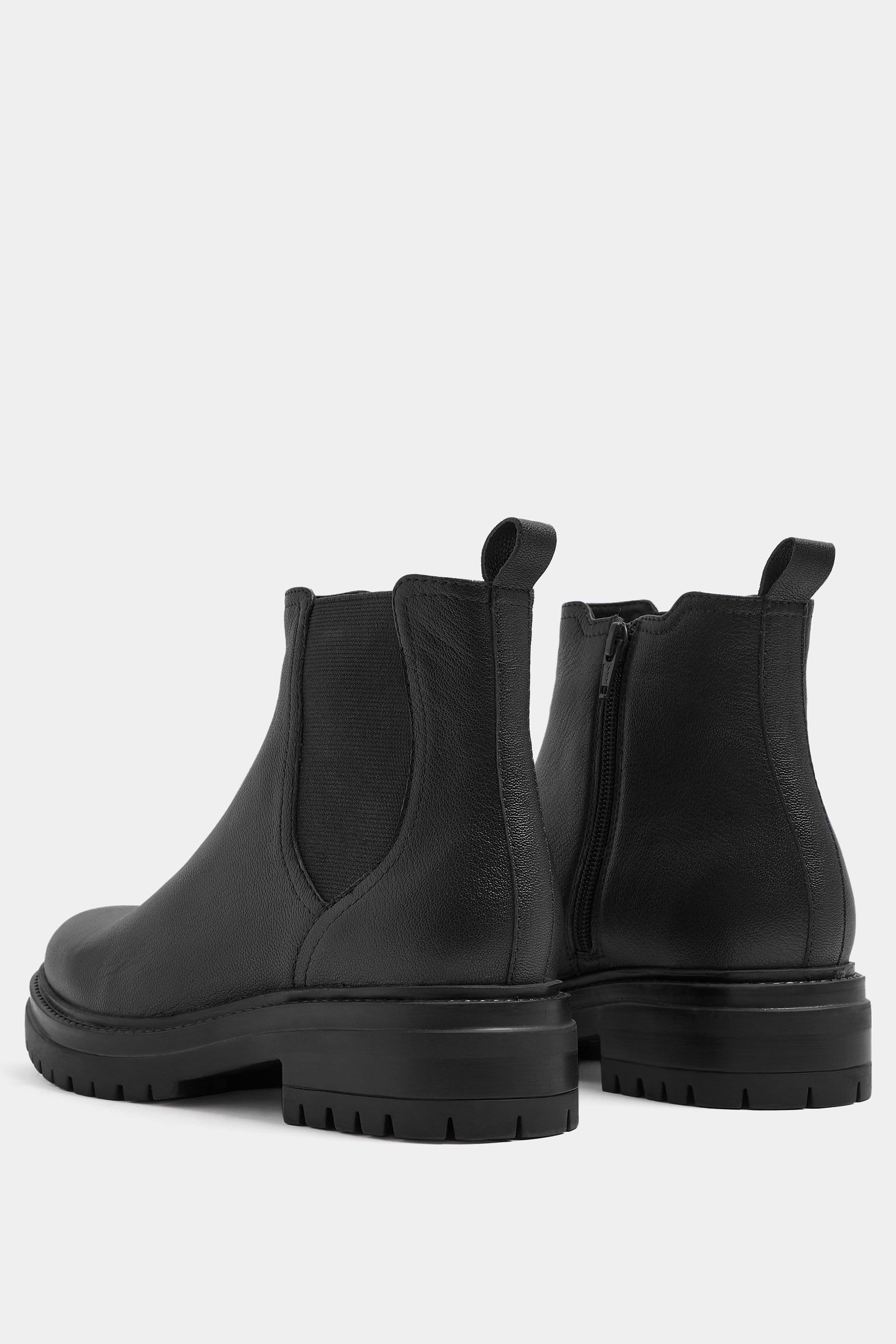 Yours Yours Women's Faux Leather Almond Toe Chelsea Boots In Wide E Fit in Black - 4