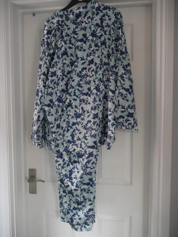 Marlon Marlon Pyjamas Ladies Size 18-20 Green Blue Swirl Lounge Set Shirt Trousers New