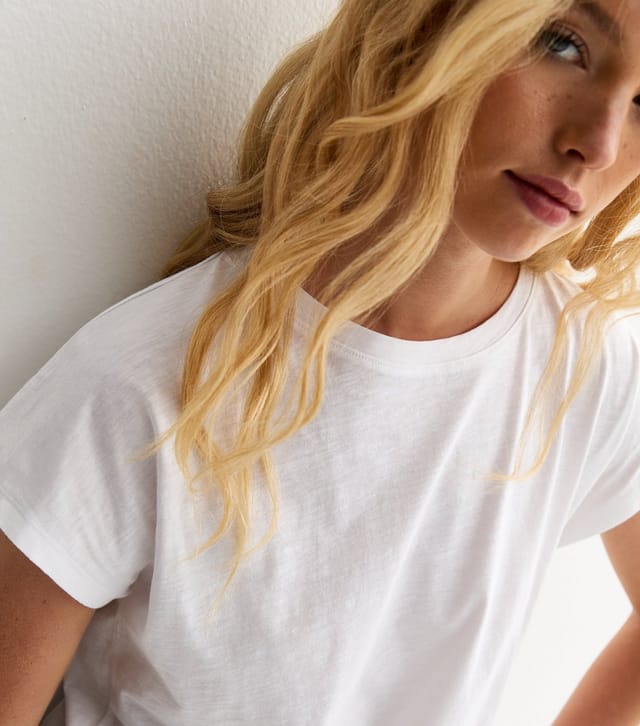 New Look Women's White Grown On Sleeves T-Shirt New Look - 2