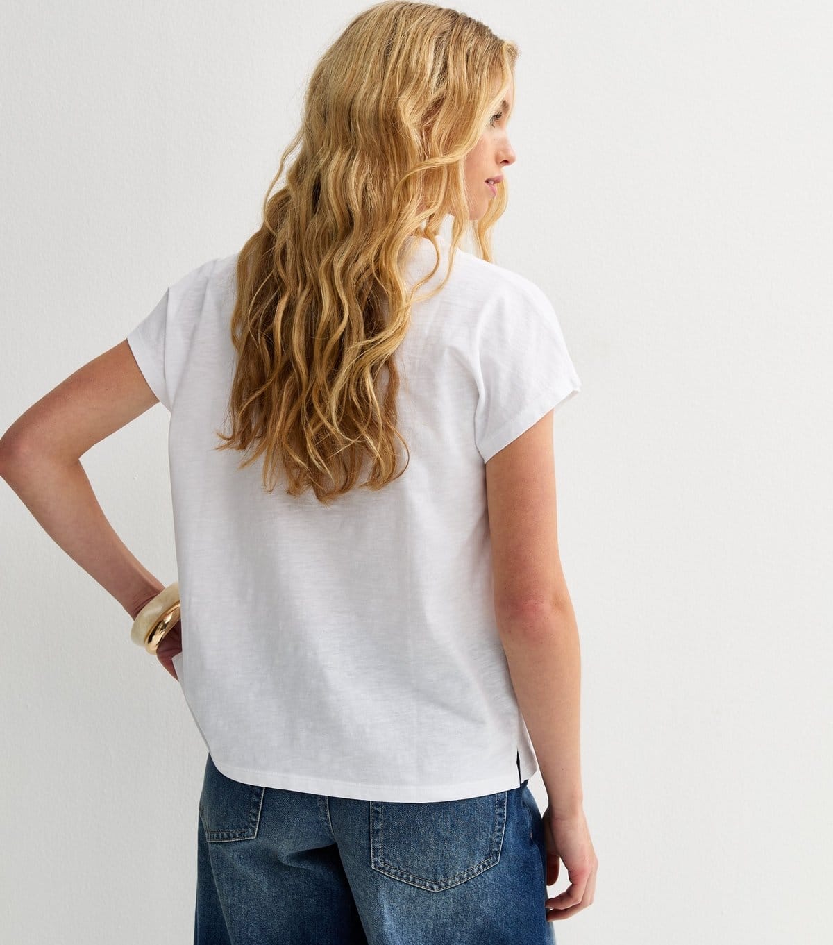 New Look Women's White Grown On Sleeves T-Shirt New Look - 4