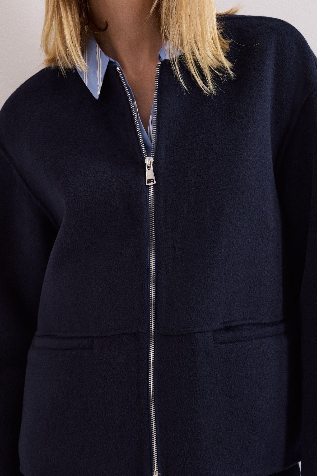 Phase Eight Phase Eight Women's Georgie Wool Round-Neck Boxy Jacket in Dark Navy - 4