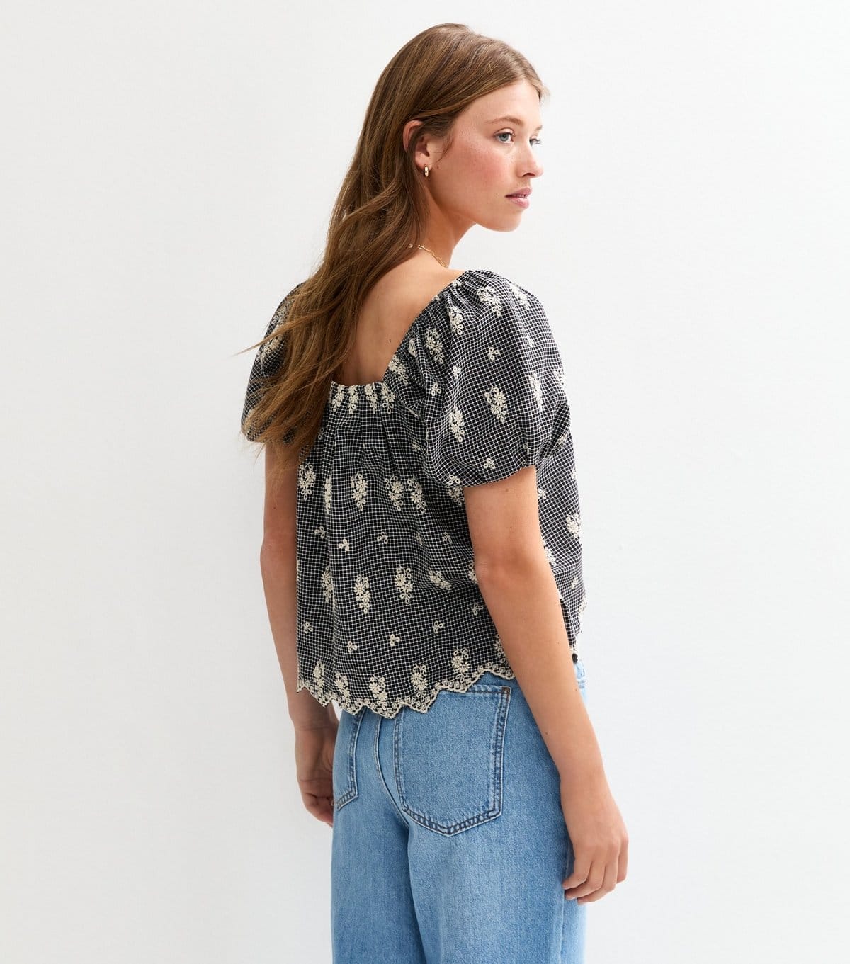 New Look Women's Black Gingham Floral Embroidered Milkmaid Top New Look - 4