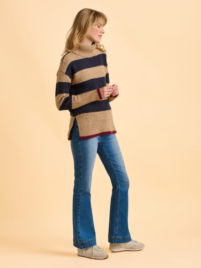 Brakeburn Brakeburn Women's Bay Jumper in Beige - 3