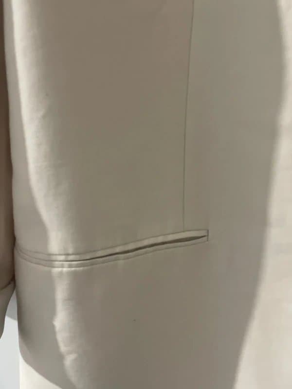 H&M H&M cream oversized blazer jacket size s