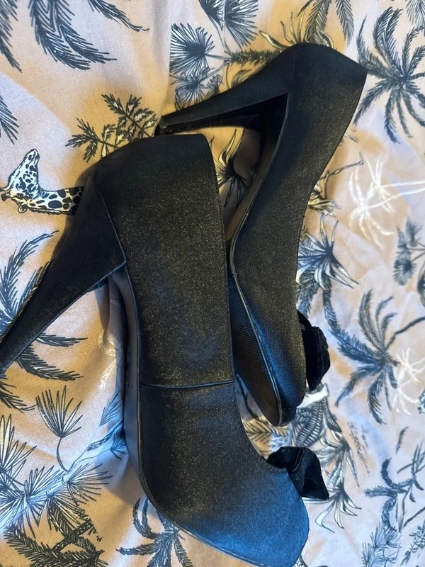 New Look New Look Gorgeous Black Satin Peep Toe Heels with Velvet Bow - 1
