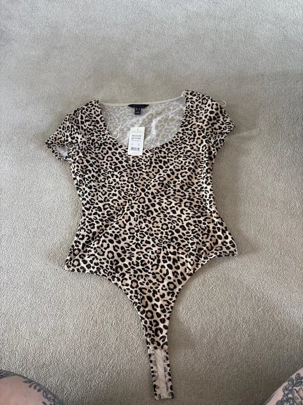 New Look Women’s leopard print new look bodysuit size 12 - new with tags