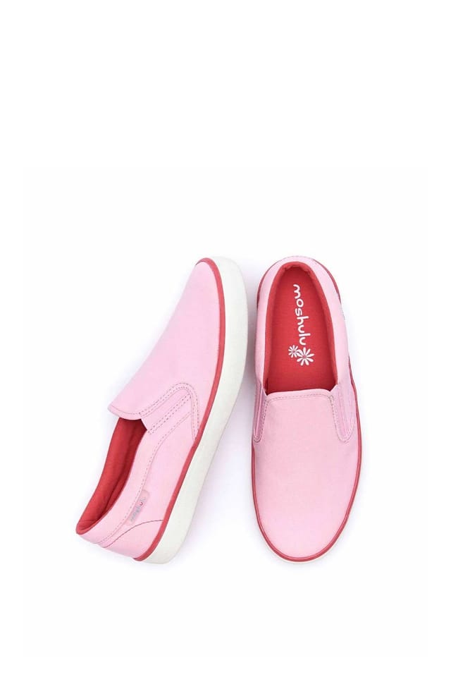Moshulu Moshulu Women's 'Dundee' Slip-on Pumps in Baby Pink - 2