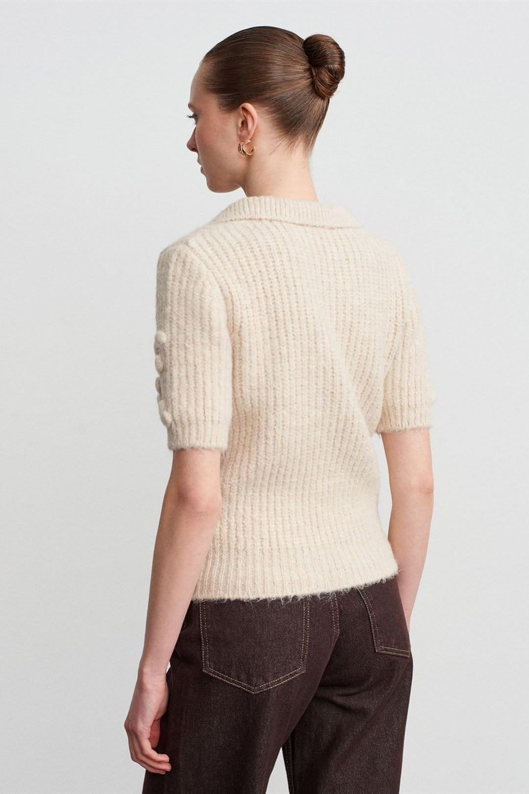 Dilvin Dilvin Women's Textured Ribbed Polo-collar Sweater in Cream - 4