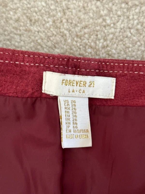 Forever 21 Genuine Leather Forever 21 Burgundy Button Front Mini Skirt – Size UK 6 / Waist 26”