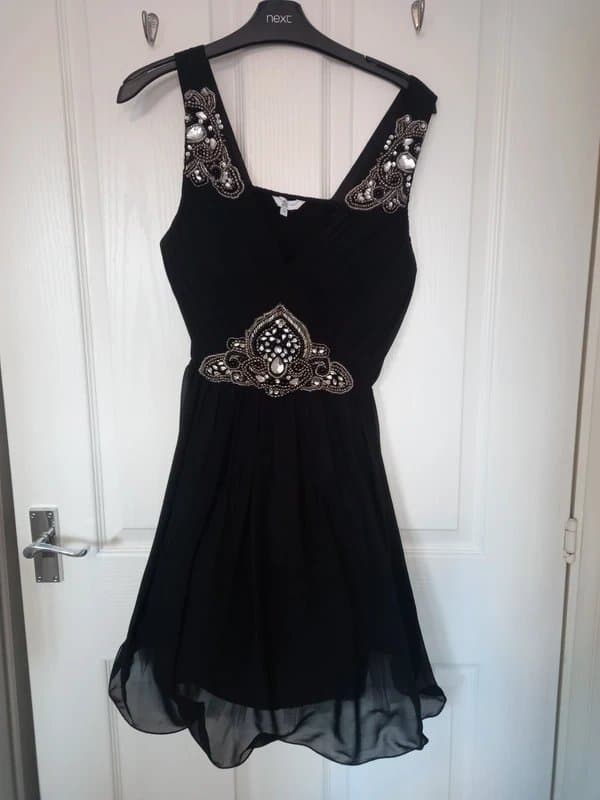New Look Beautiful black sequin embellished dress size 14