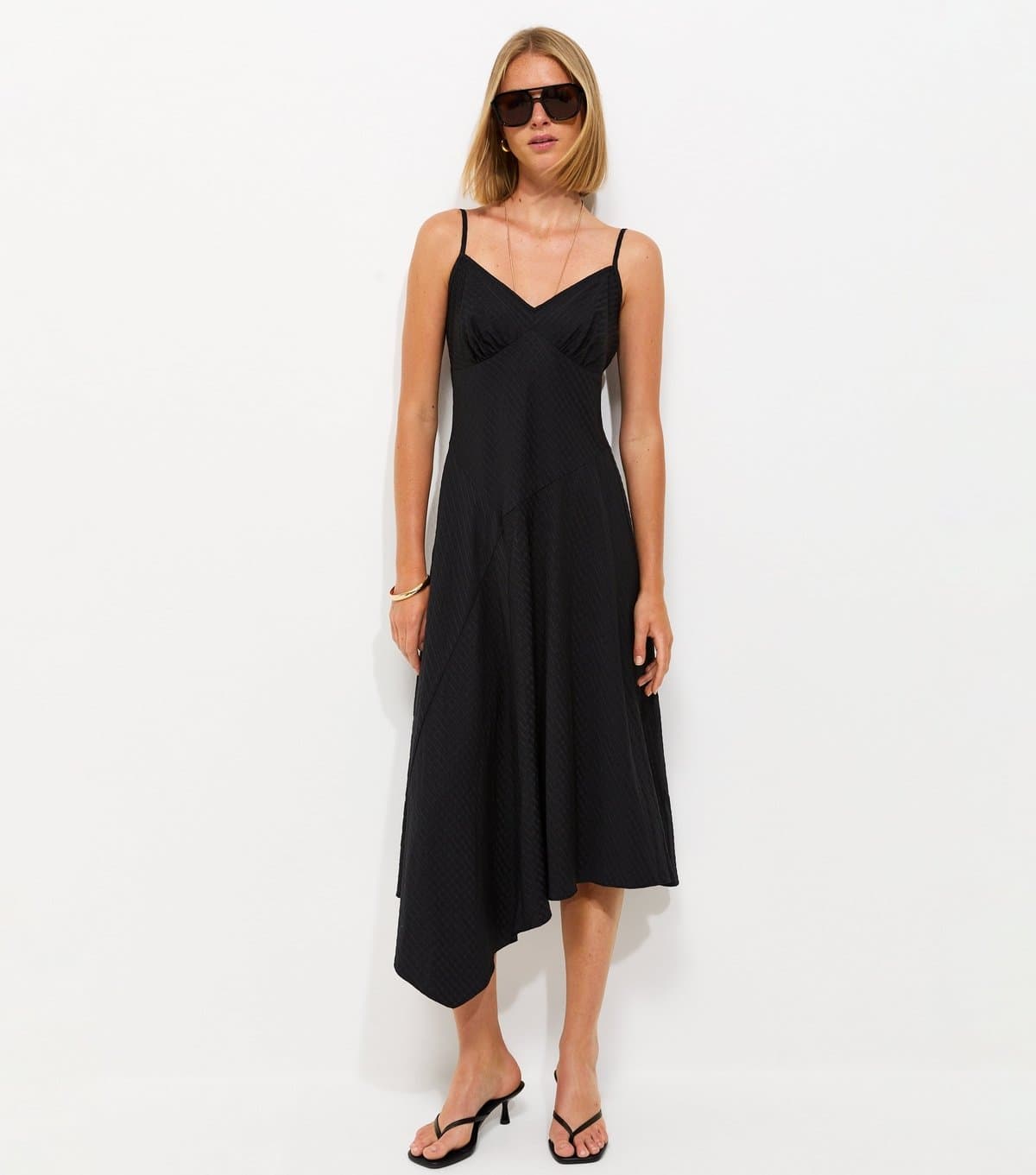 New Look Women's Black Asymmetric Hem V-Neck Midi Dress New Look