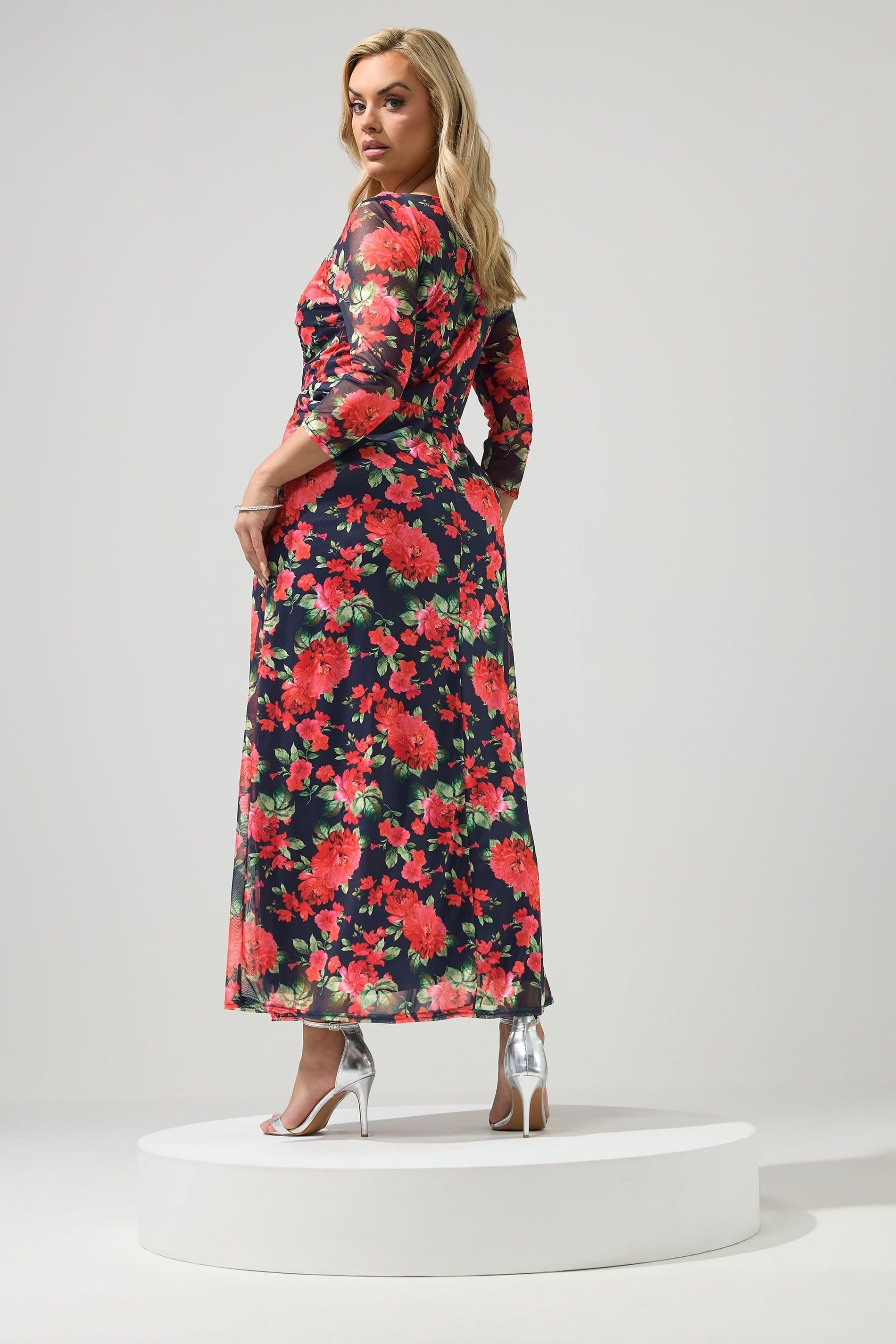 Yours Yours Women's Floral Knot Maxi Dress in Dark Navy - 4