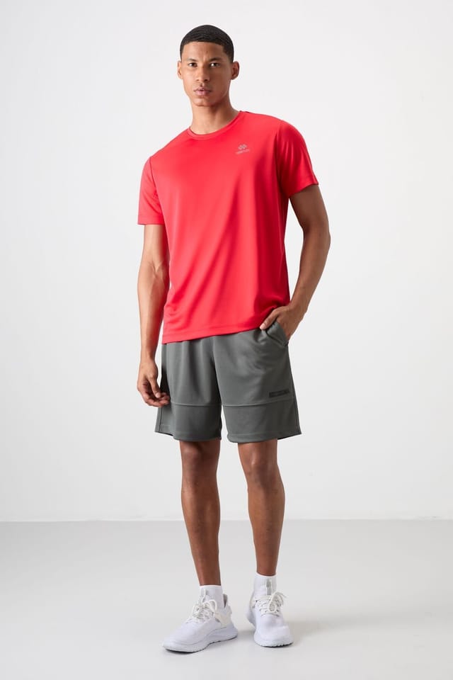 Tommy Life Tommy Life Men's Logo Print Crew Neck T-Shirt in Red - 2