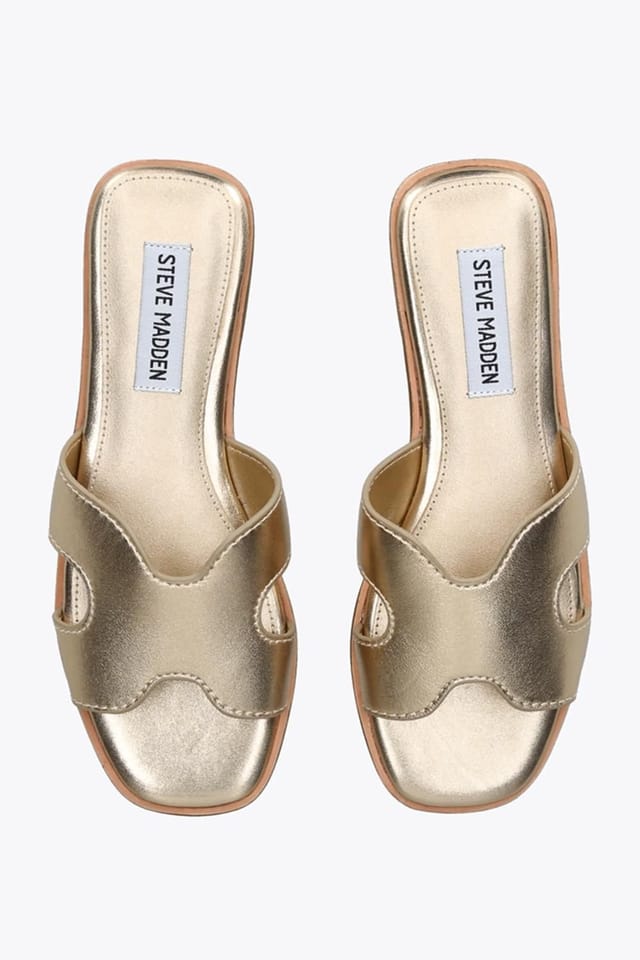 Steve Madden STEVE MADDEN Women's 'Bondst Gold' Leather Sandals in Gold - 2