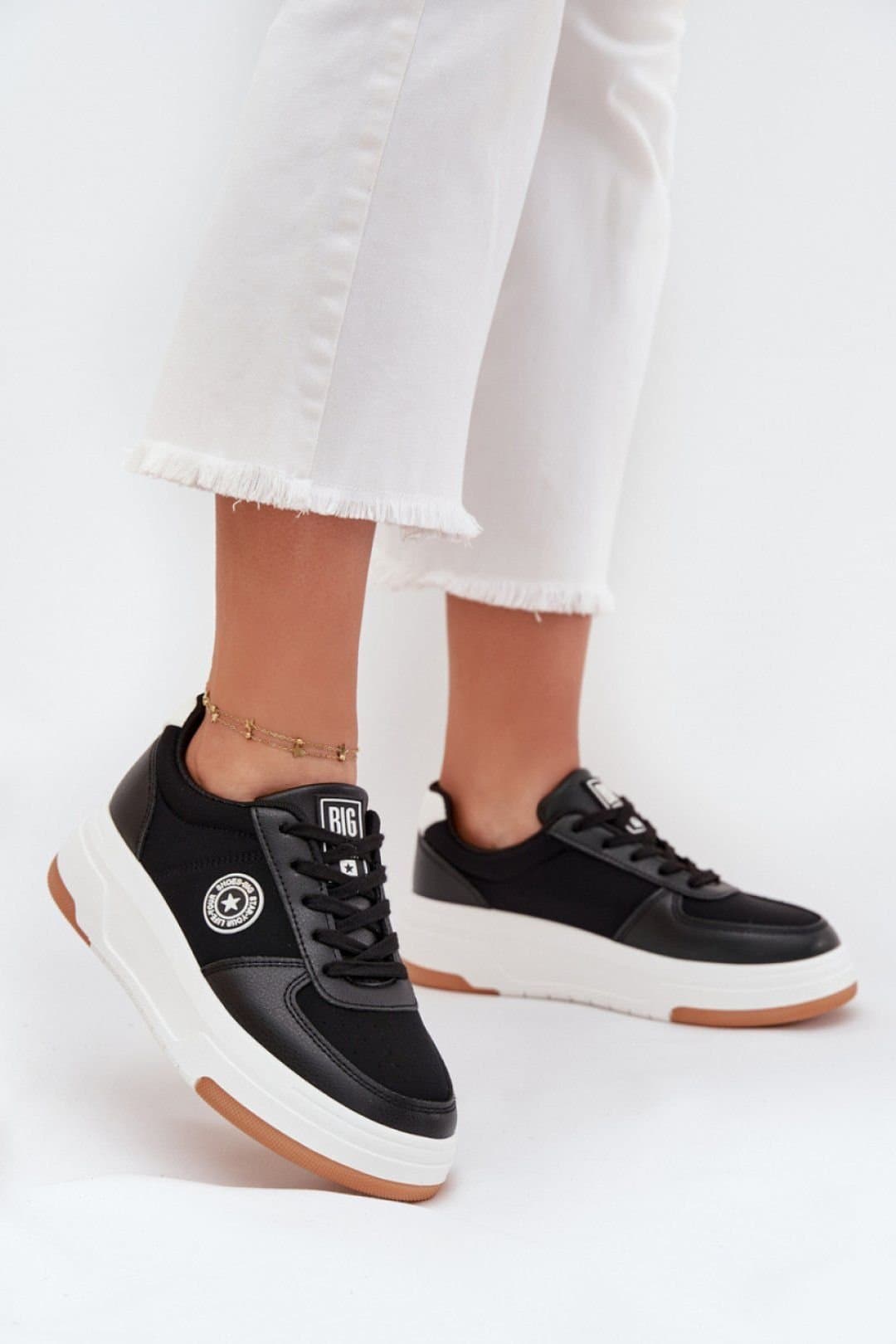 Love Lace Love Lace Women's Big Star Sport Shoes HIPOLY System Sneakers for Everyday in Black