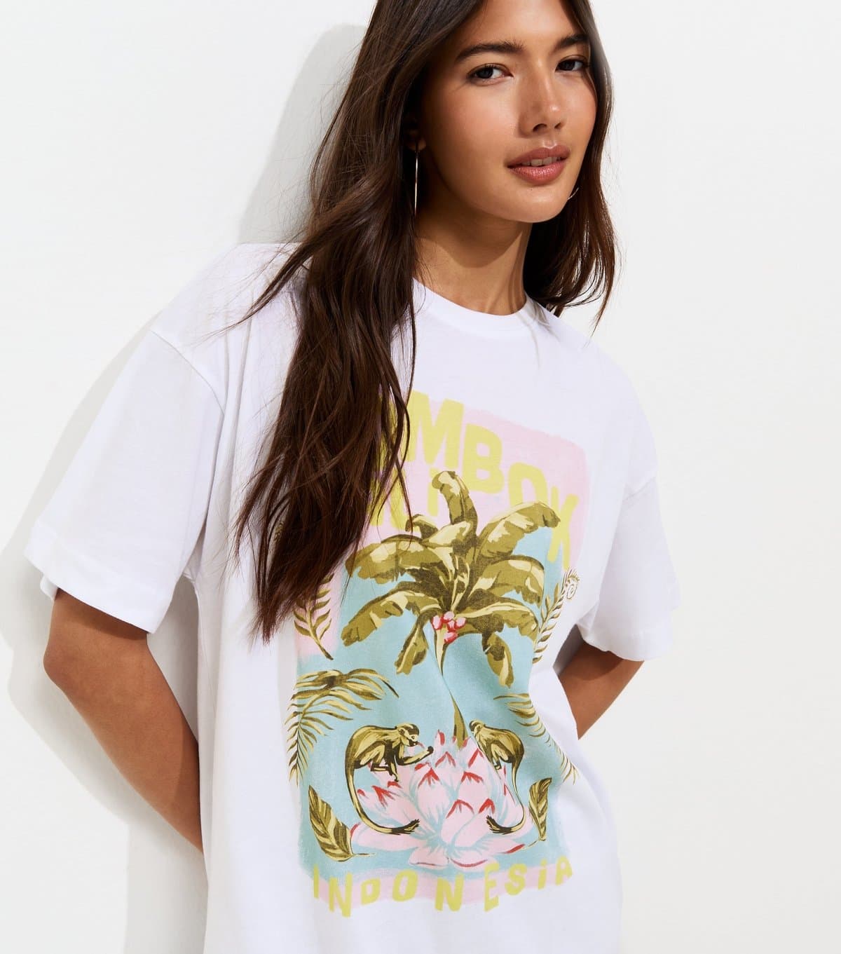 New Look Women's White Cotton Palm Tree Print Oversized T-Shirt New Look