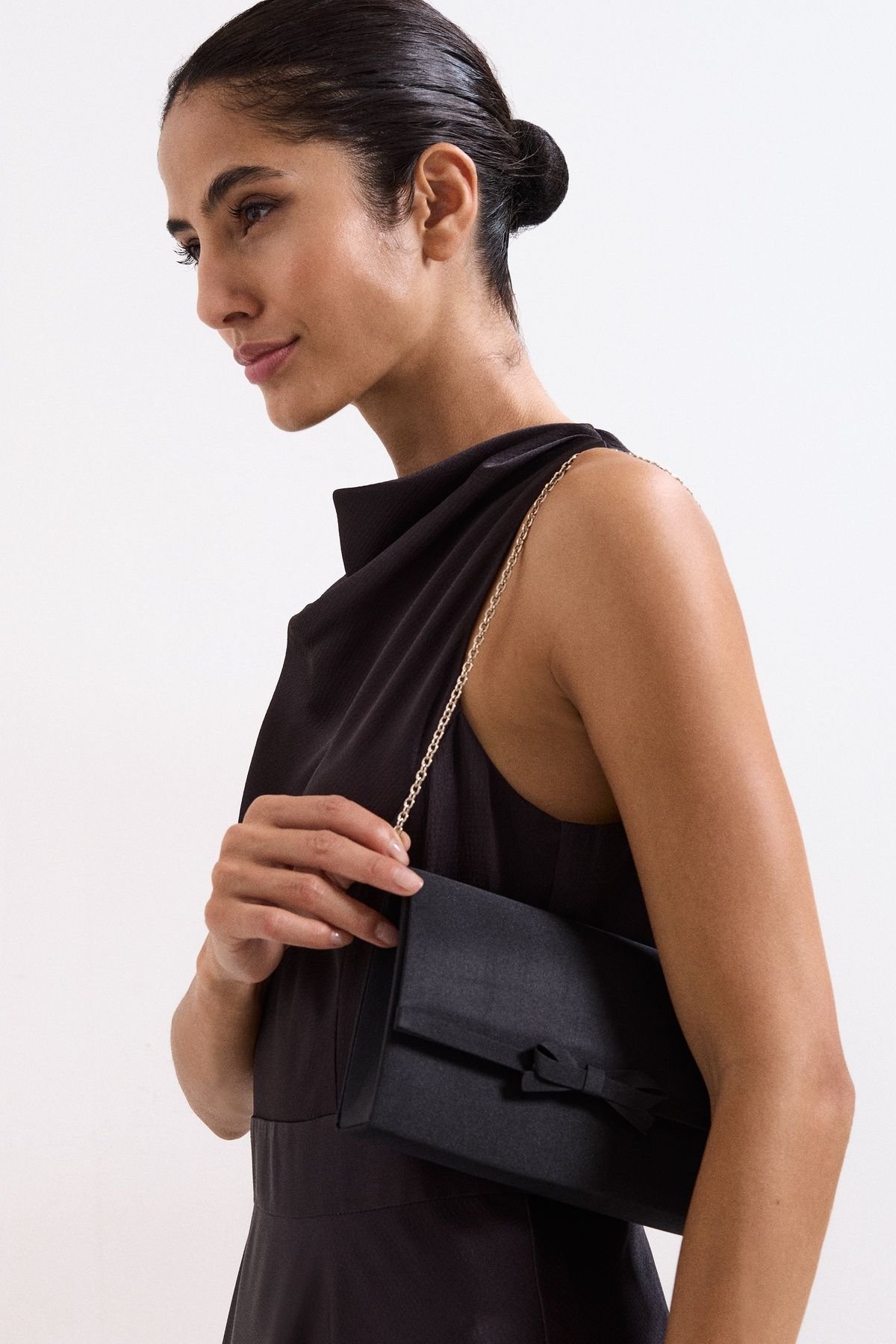 Phase Eight Phase Eight Women's Grosgrain Bow Clutch Bag in Black - 4