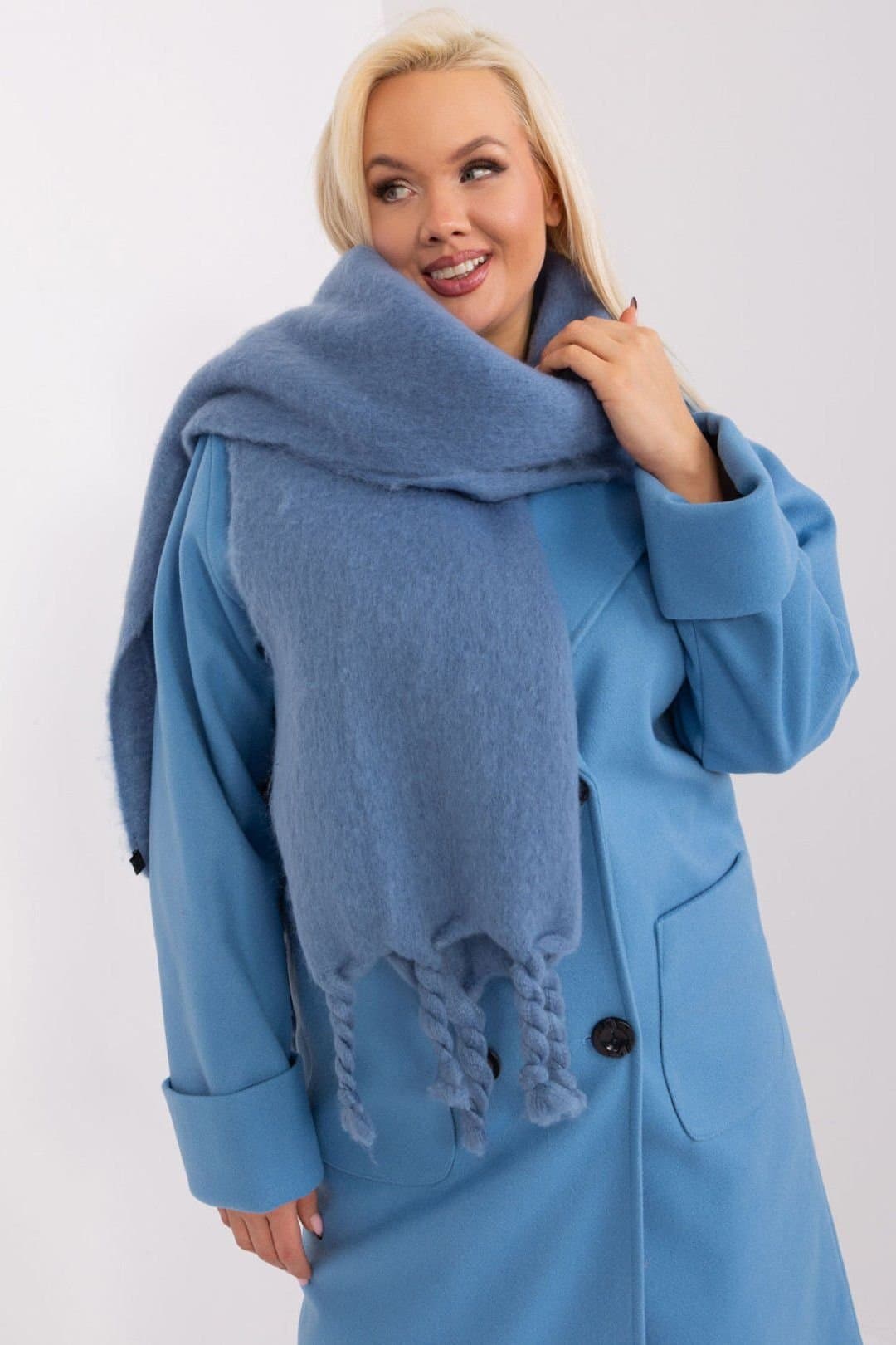 Love Lace Love Lace Blue Polyester Tassel Scarf for Fall & Winter