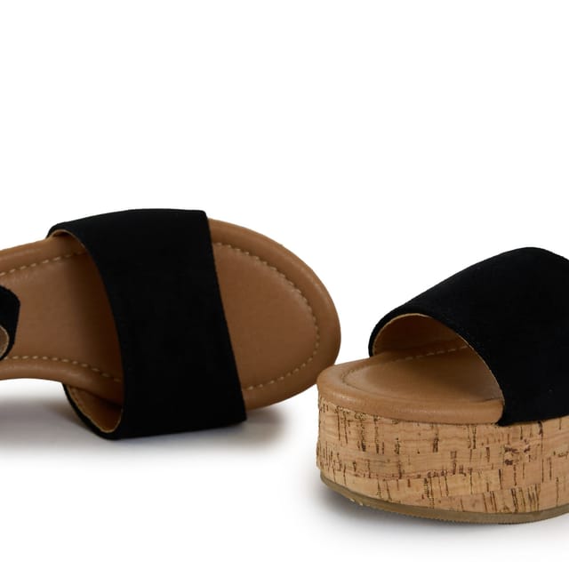 V.GAN V.GAN Women's Gotu Cork Wedge Sandals in Black - 3