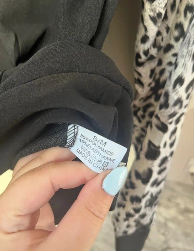 The Unbranded Brand Unbranded White & Black Leopard Print Star Light Weight Hoodie Jumper Size S/M New with Tags