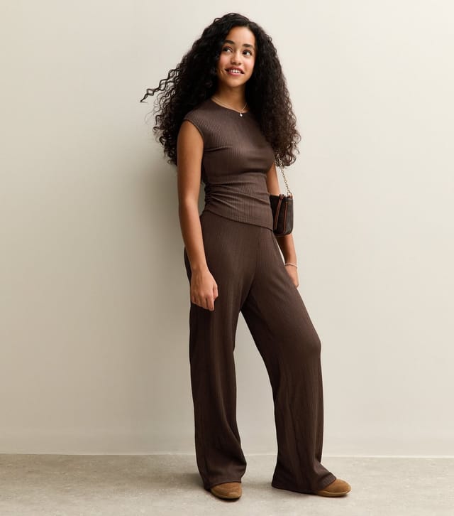 New Look Girls' Dark Brown Textured Jersey Ruched Side Asymmetric Top New Look - 3