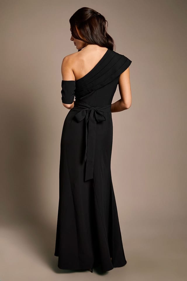 Coast Coast Women's Crepe High Neck One Shoulder Bridesmaid Maxi Dress in Black - 3