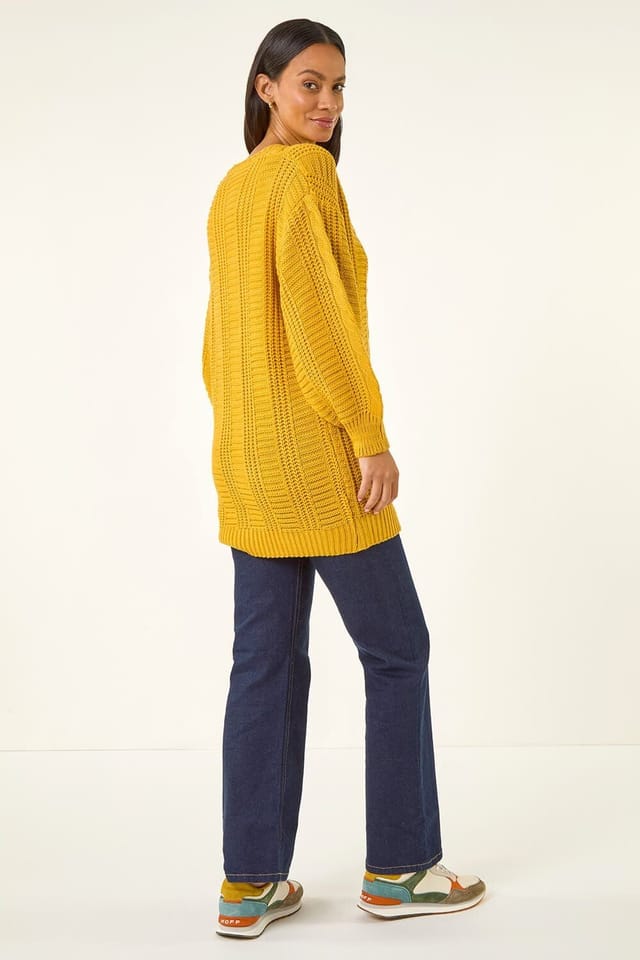Dusk Dusk Women's Cable Knit Oversized Cardigan in Amber - 3