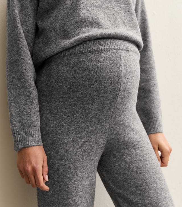 New Look Women's Maternity Mid Grey Knit Wide Leg Trousers New Look - 2