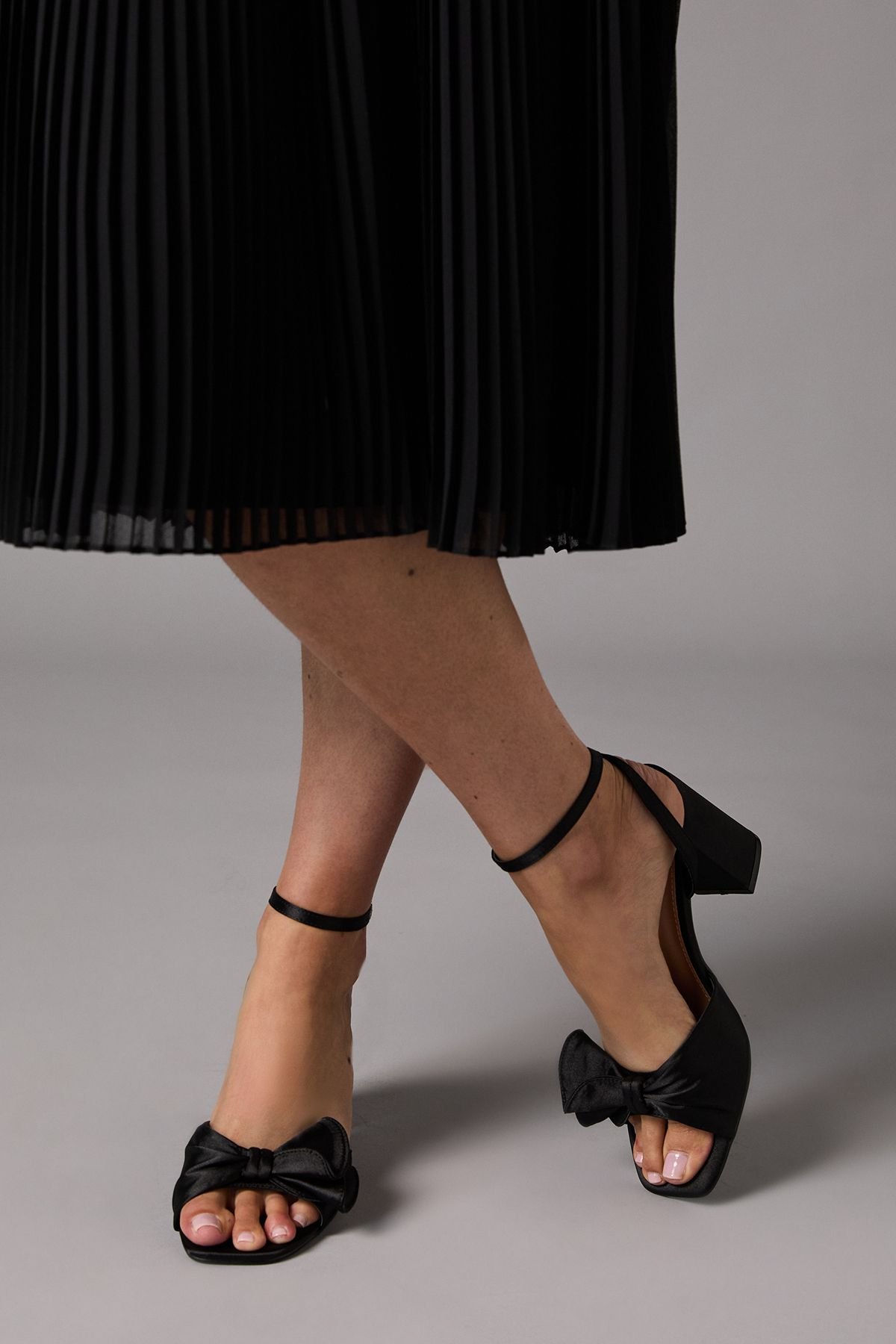 Coast Coast Women's Tina Satin Soft Ruffle High Block Heel Sandals in Black - 2