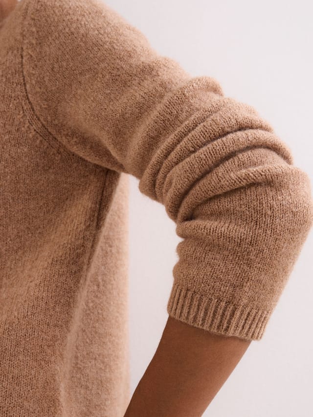 Phase Eight Phase Eight Women's Jade Cardigan in Light Tan - 2