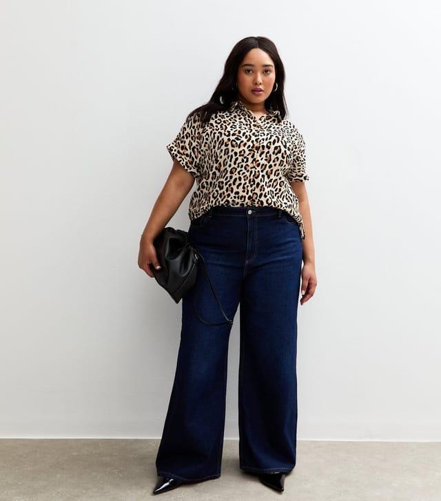 New Look Women's Plus Size Brown Leopard Print Short Sleeve Shirt Curves New Look - 2