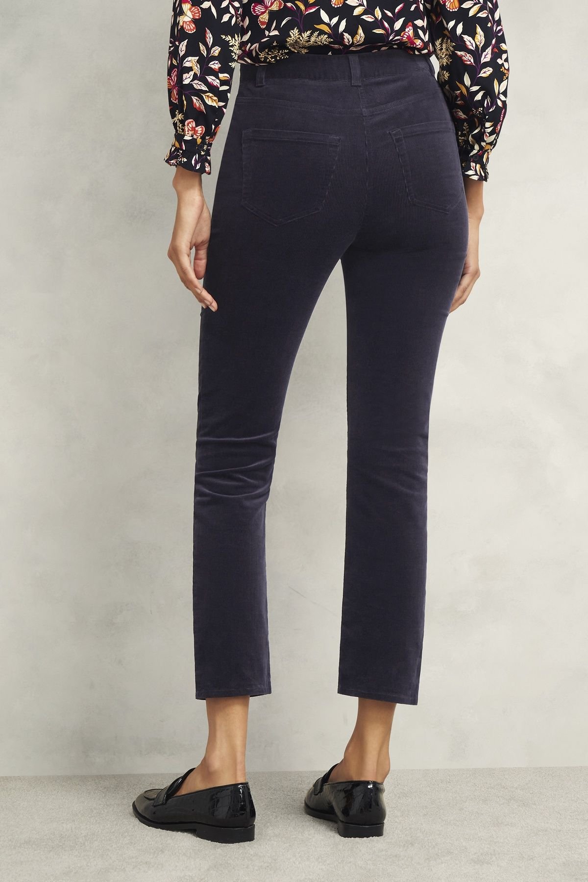 Hobbs London Hobbs London Women's Hampstead High-Rise Cord Trousers in Dark Navy - 4